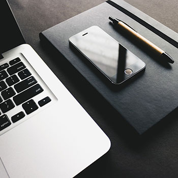 书写辉煌征程，拨云见日的荣光出发