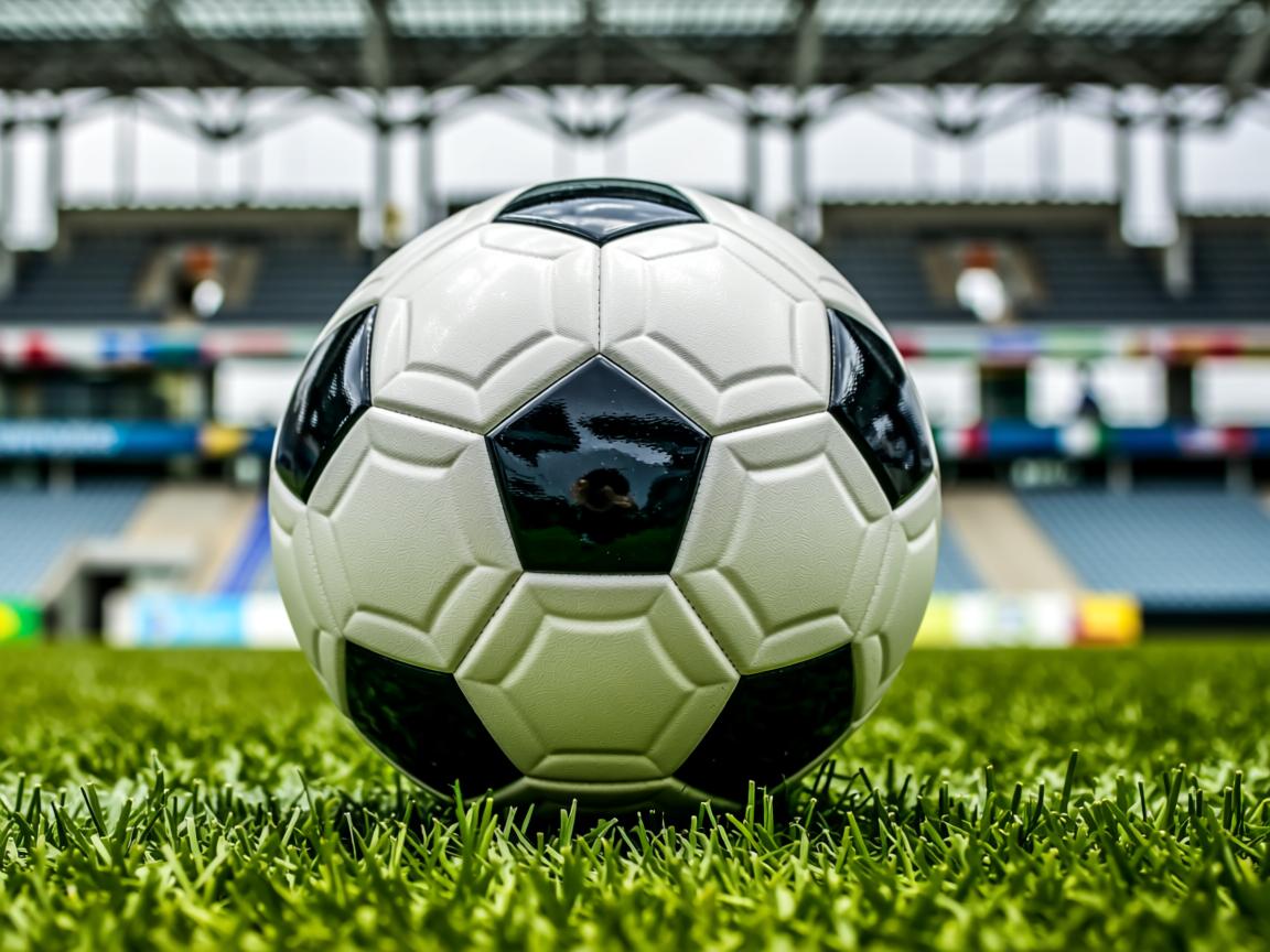 开云体育官网app-后防站位间距是否决定高空球防守稳定性，后防准备姿势  第3张